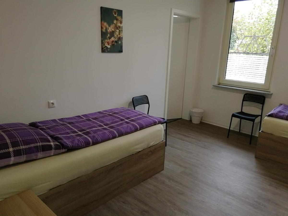 Möbliertes Zimmer mit eigenem Bad Uelzen Exterior foto